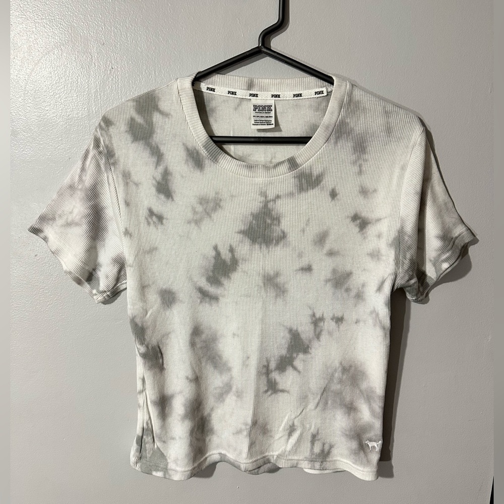 Tie dye crop top VS PINK